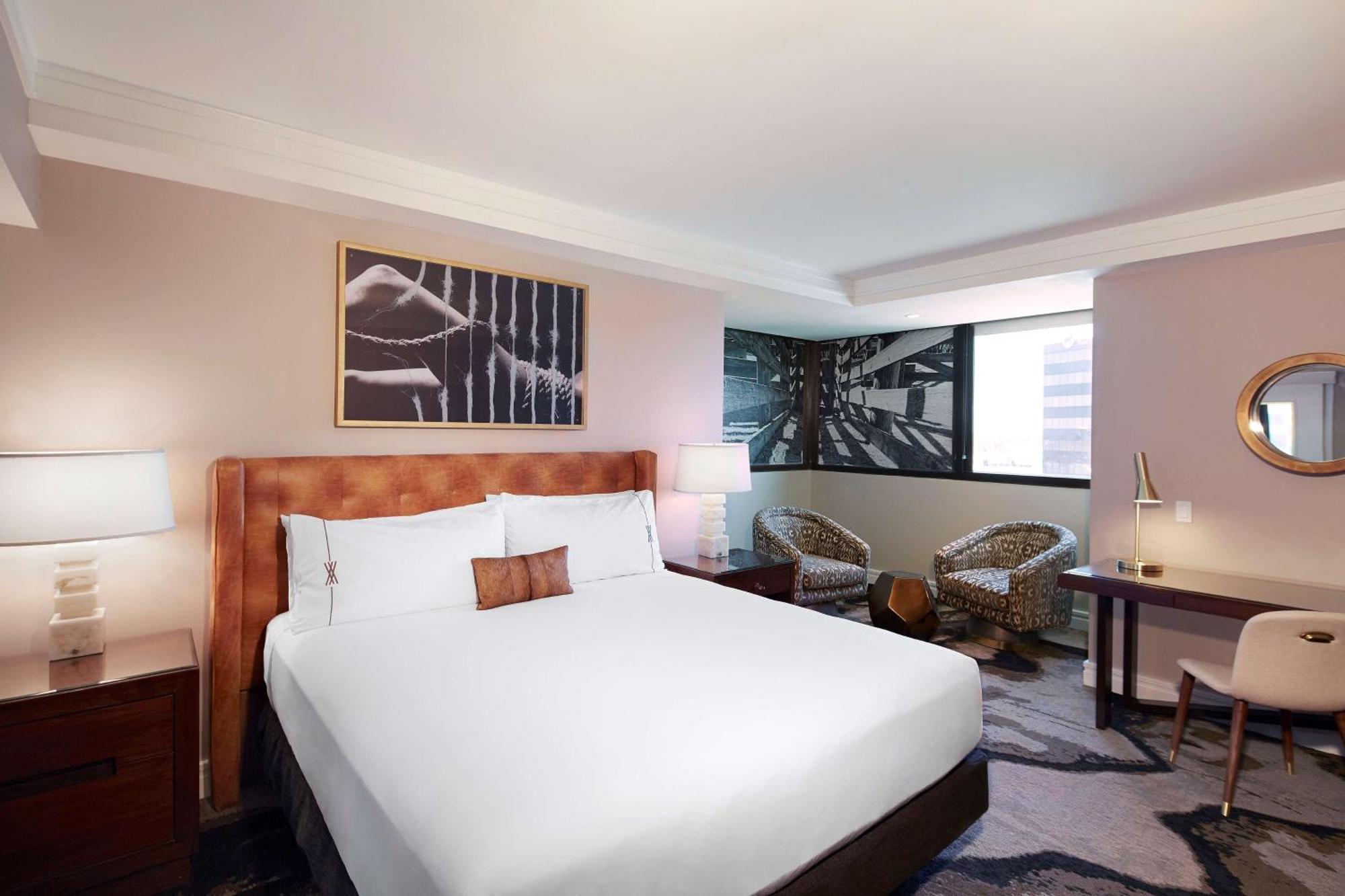 The Highland Dallas, Curio Collection By Hilton Exterior photo