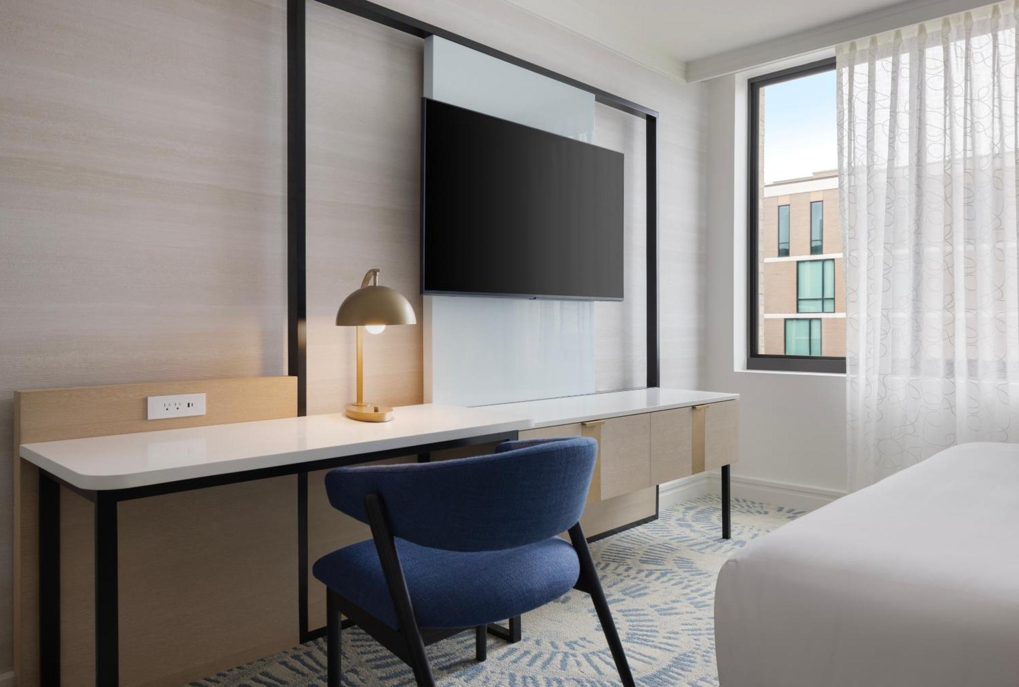The Highland Dallas, Curio Collection By Hilton Exterior photo