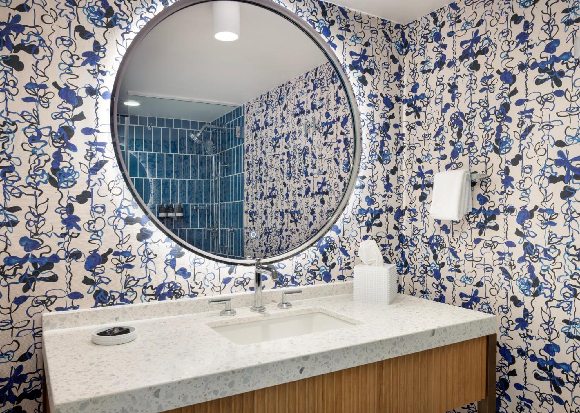 The Highland Dallas, Curio Collection By Hilton Exterior photo