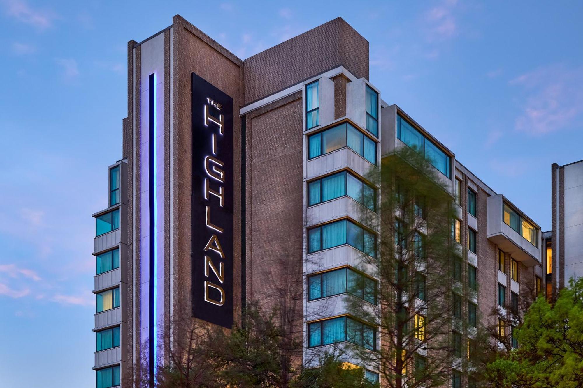 The Highland Dallas, Curio Collection By Hilton Exterior photo